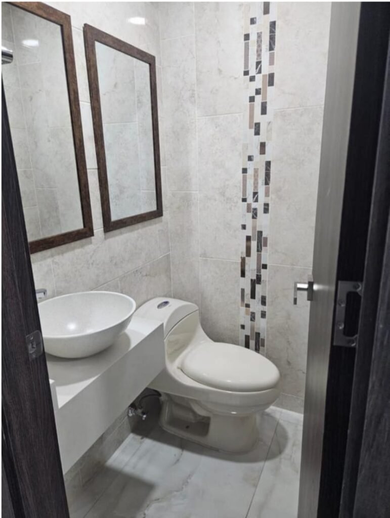 197506920251217105337