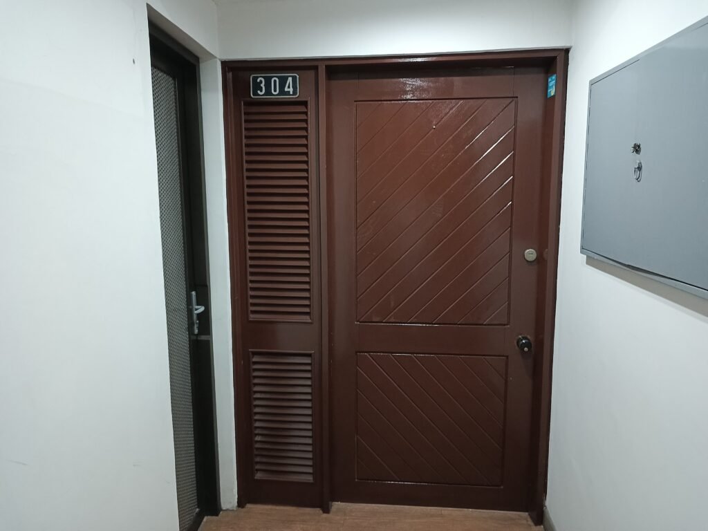 197506920251218104437