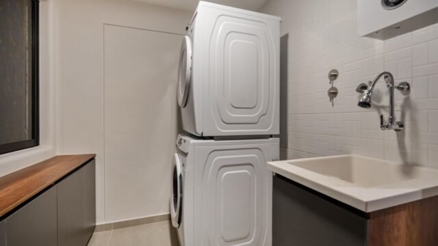 197506920251230085731