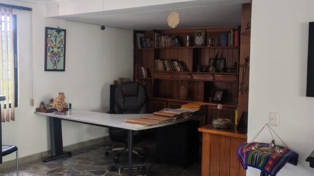 197506920260220033300