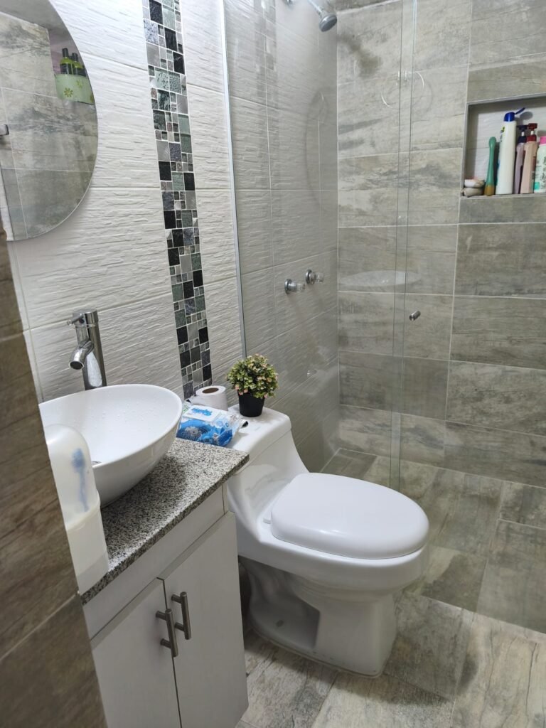 1975061120260317043306