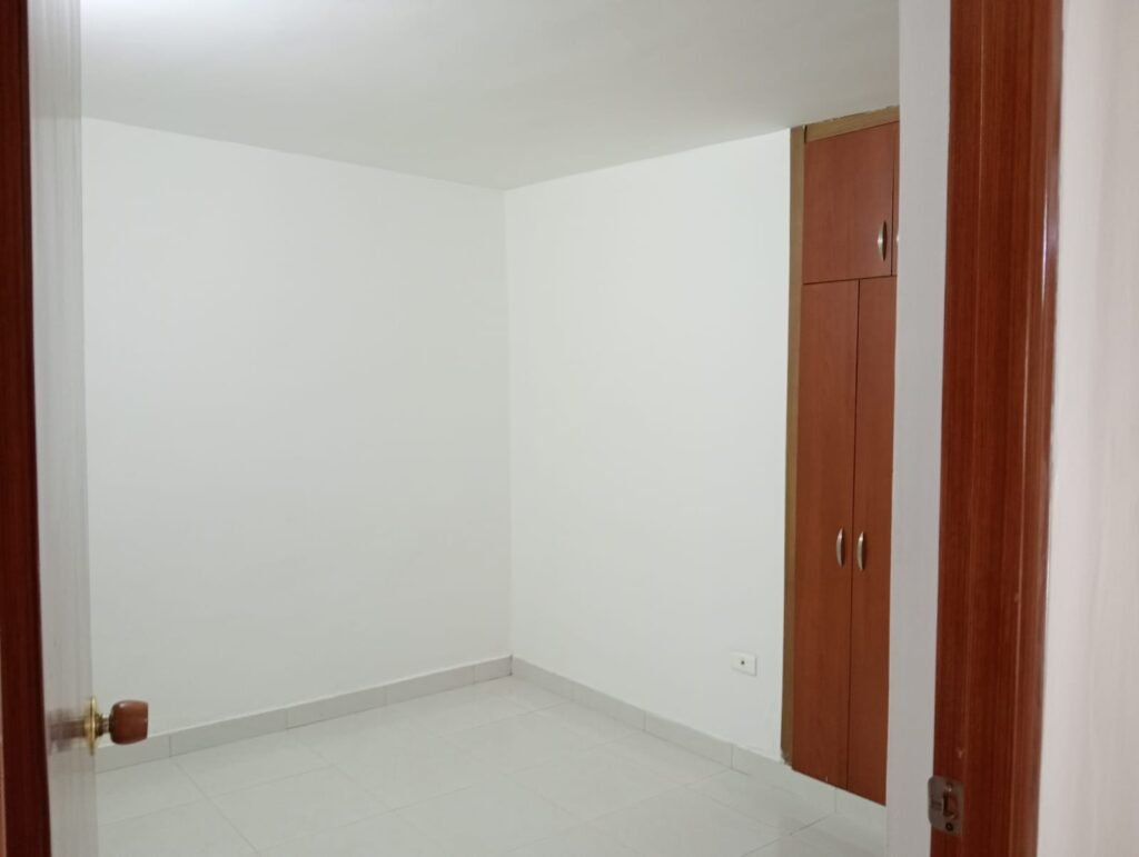 197506120260304031322