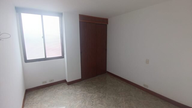 197506120260305044405