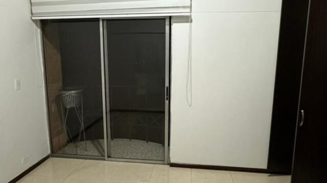 197506120260306042523