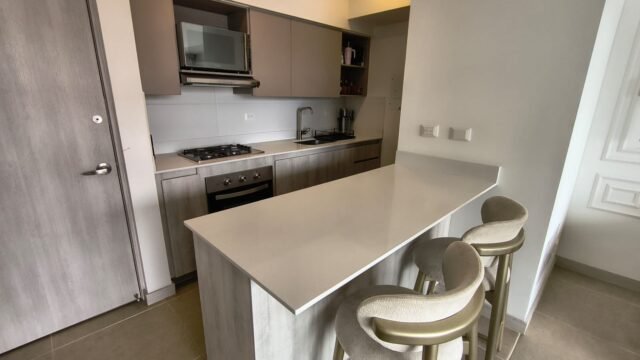 197506120260312012207