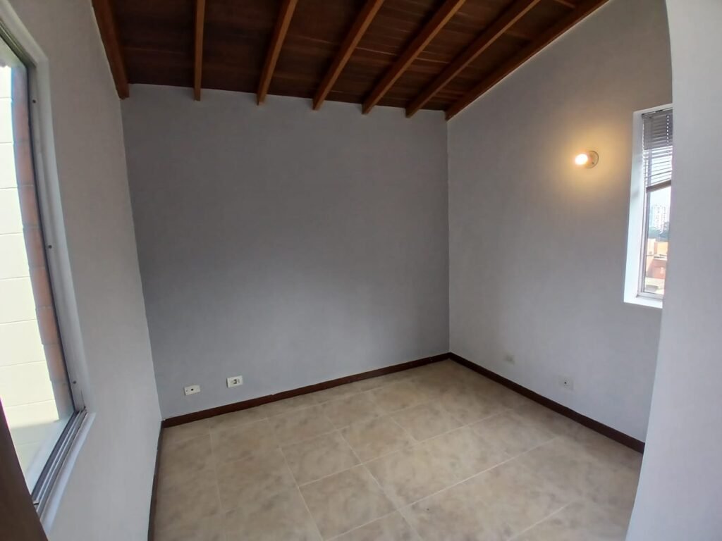 197506120260316040321