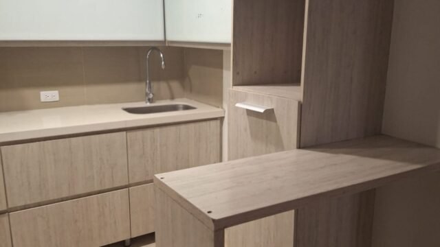 197506120260330025406