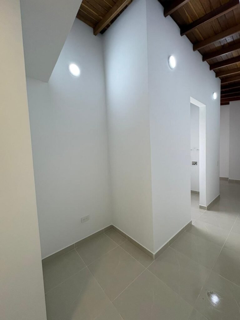 1975061220260324031255