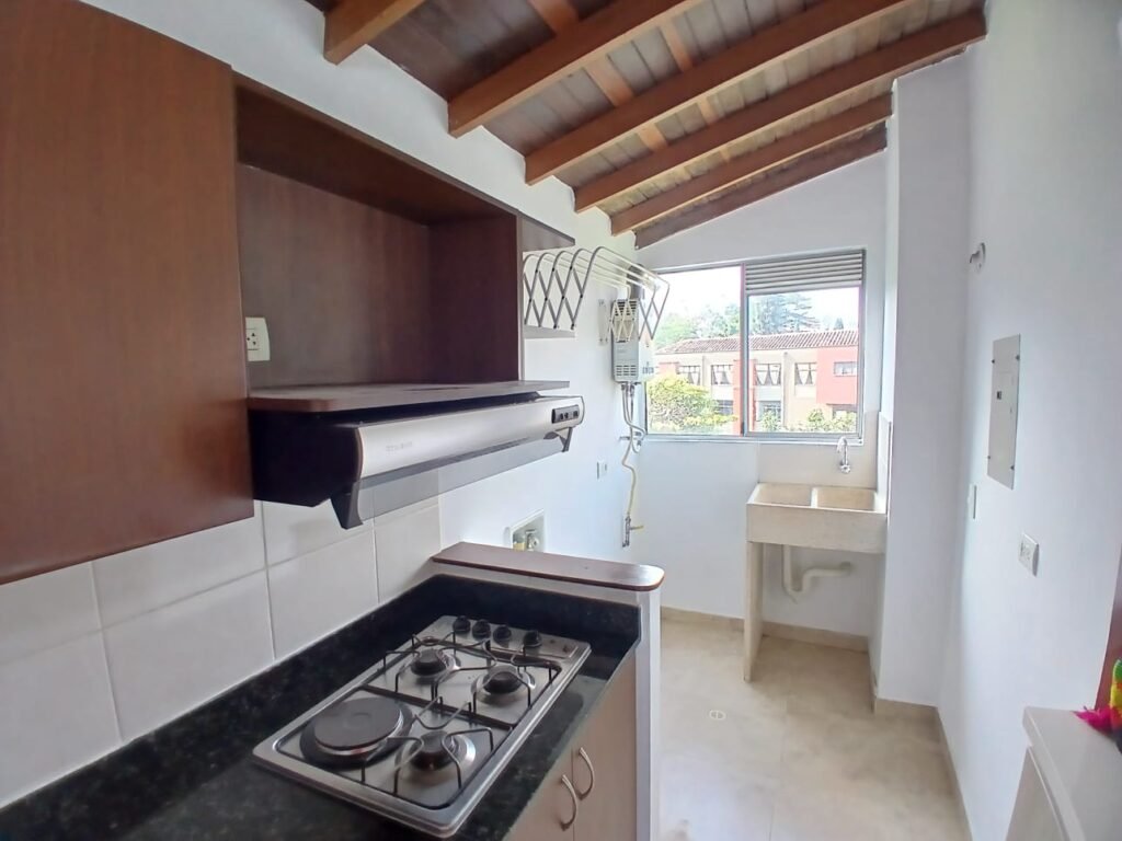 1975061520260316040330