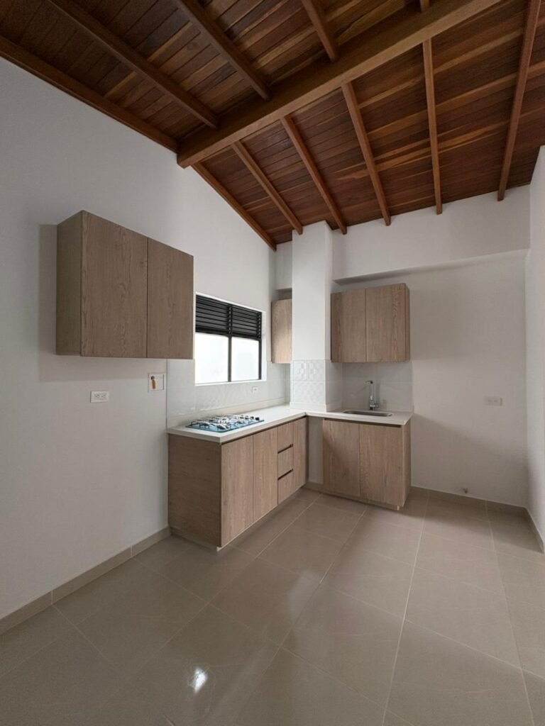 1975061520260324031300