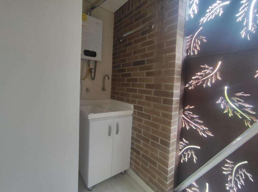 1975061520260330020415