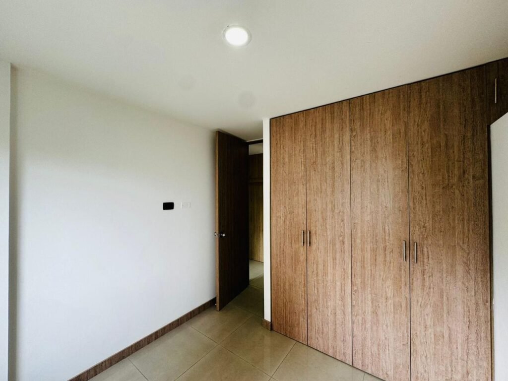 1975061720260318025440