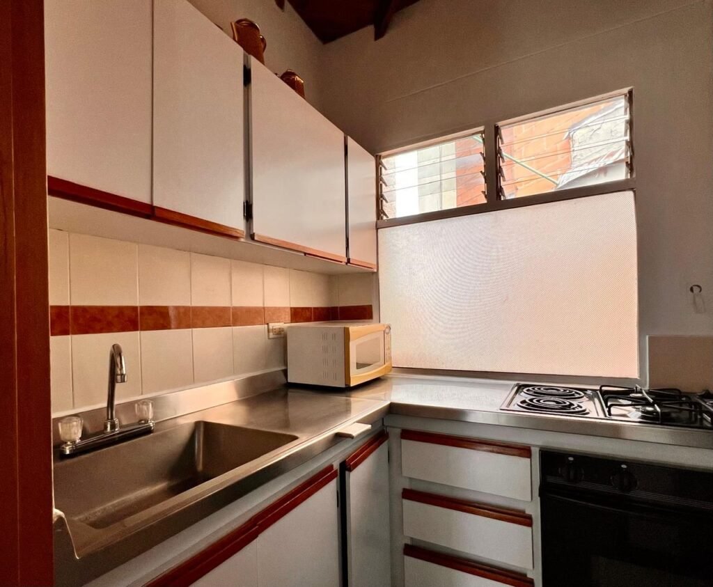 1975061920260228091234