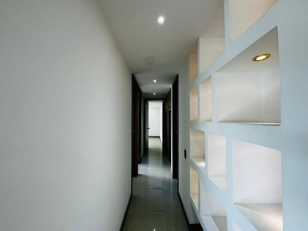 1975061920260318025444