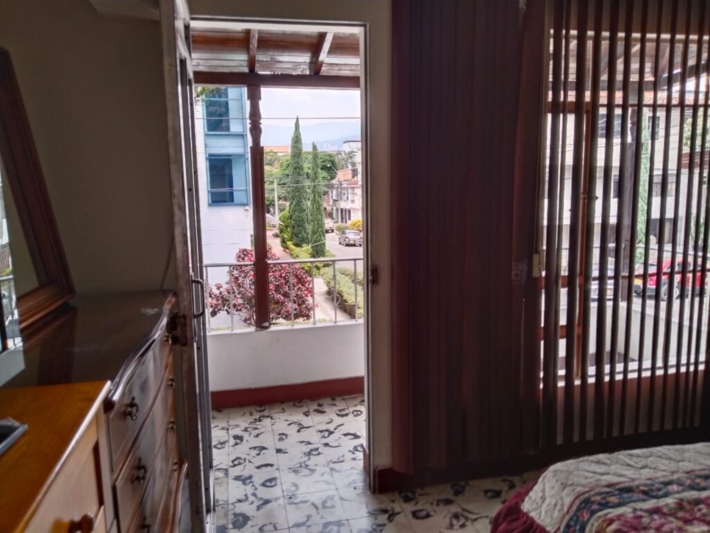 1975061920260327032558