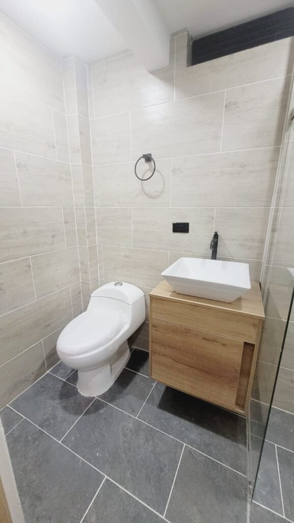 1975062020260228100427