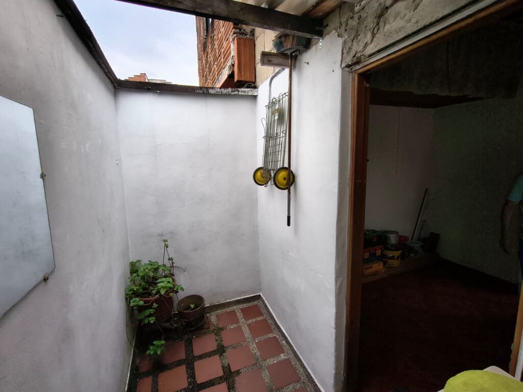 197506220260303092851