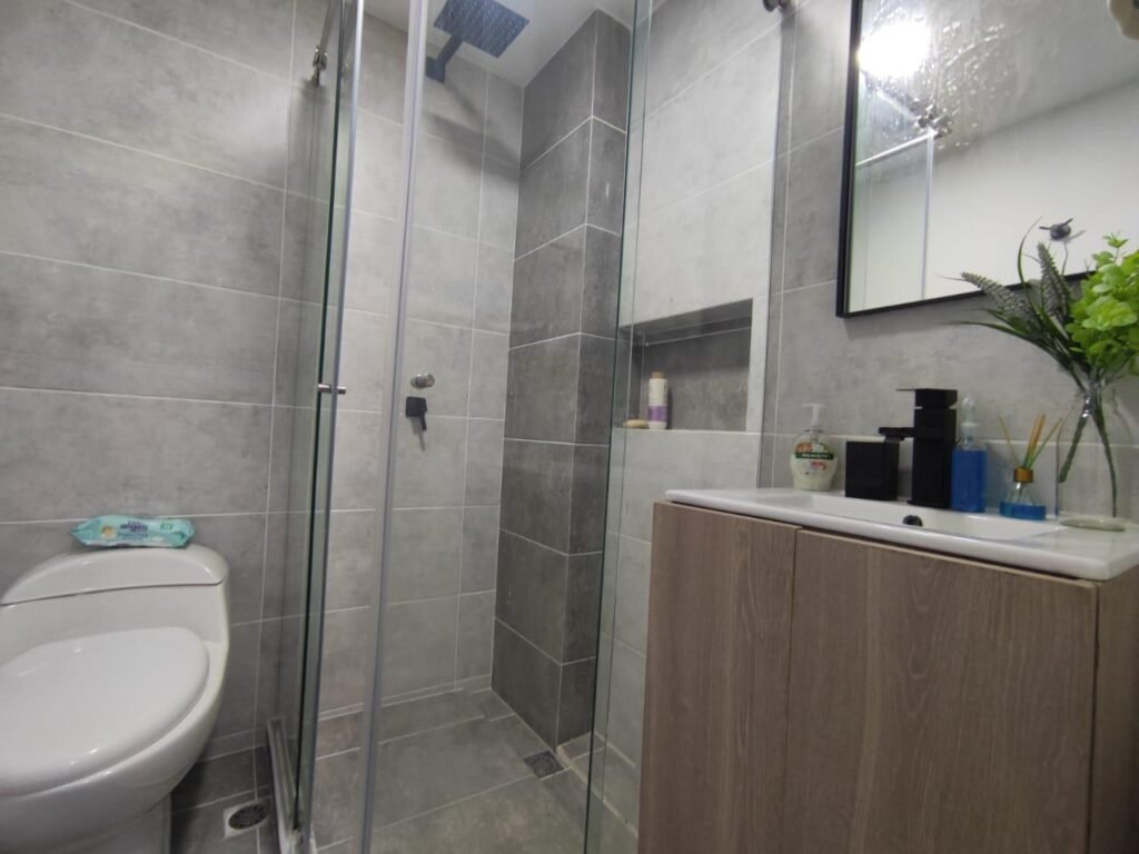 197506220260305030040