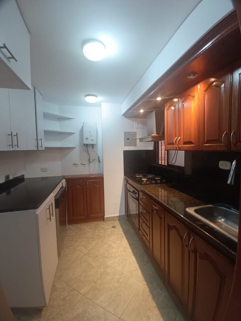 197506220260305044405