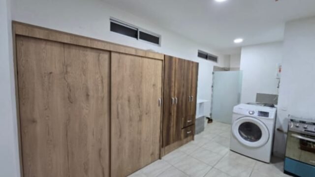 197506220260318024002