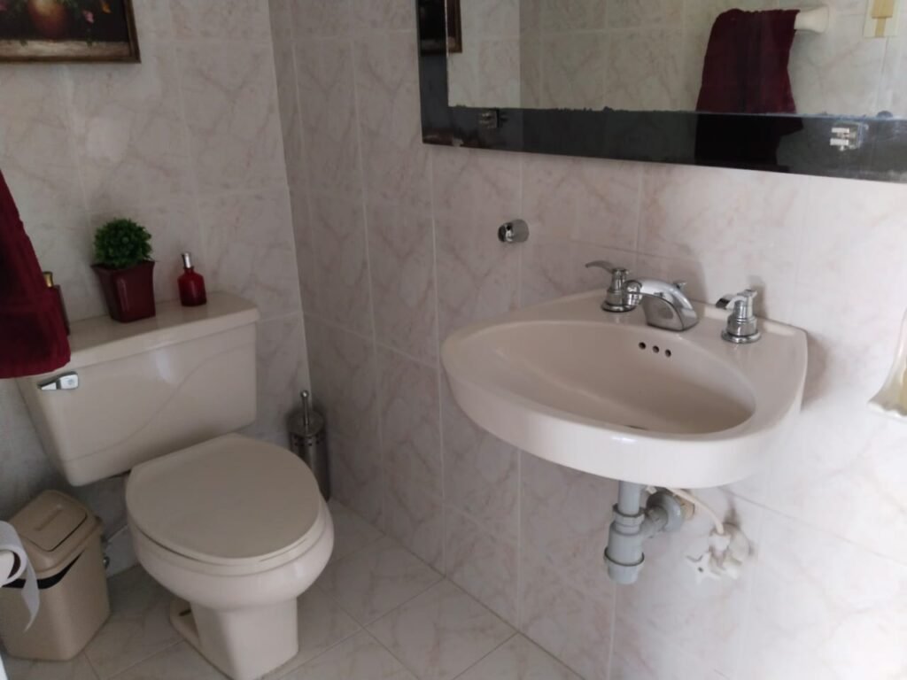 197506220260327032256