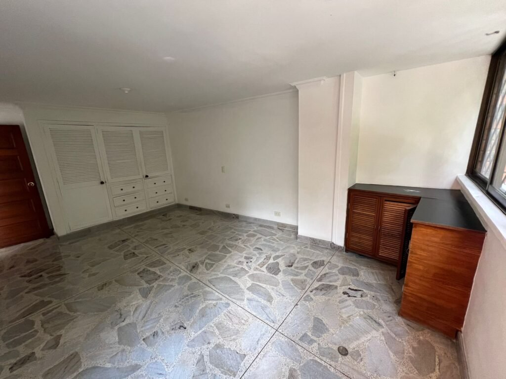 1975062320260331045123