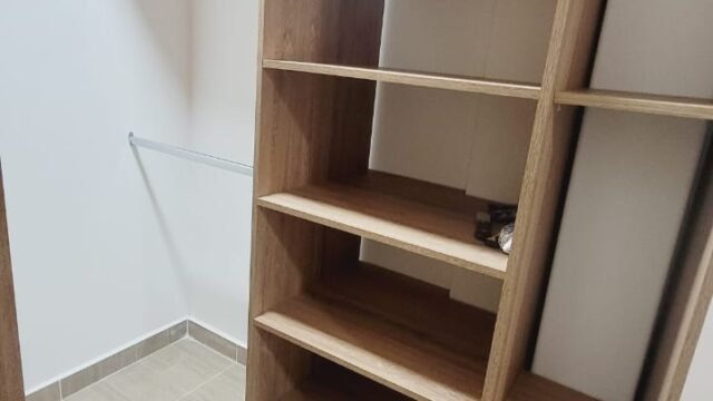 1975062720260228100432