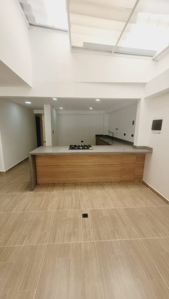 197506320260228100418