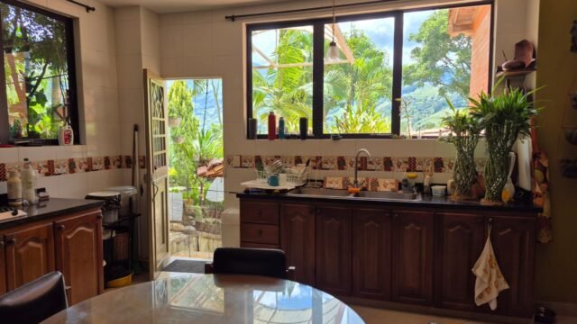 197506320260310114002