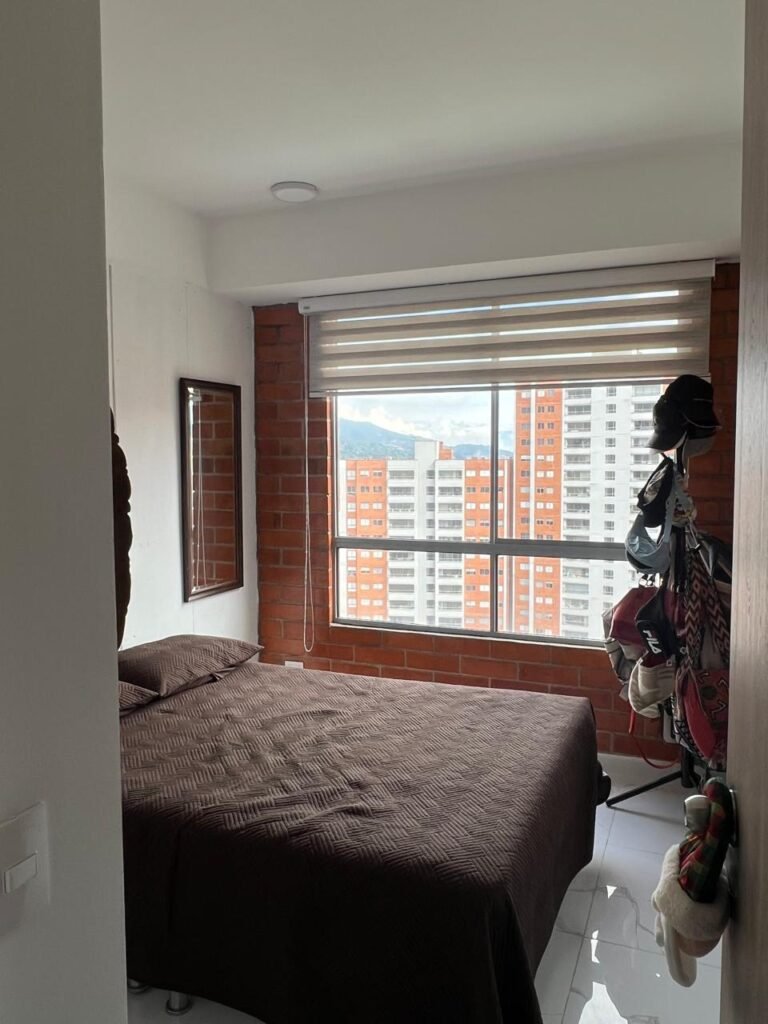 197506420260305030043