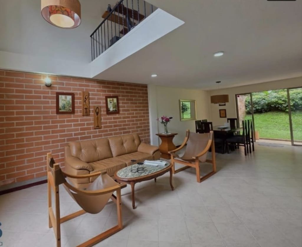 197506420260310121853