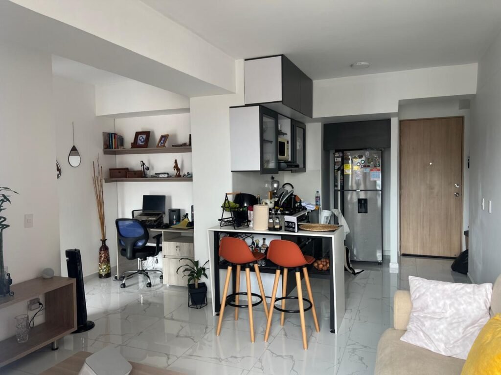 197506520260305030044