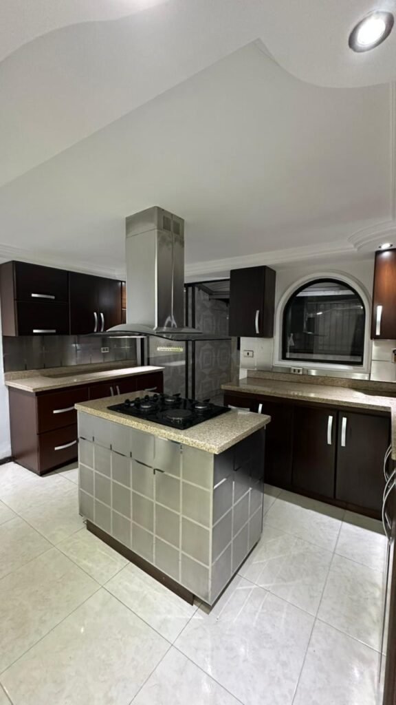 197506520260306042525