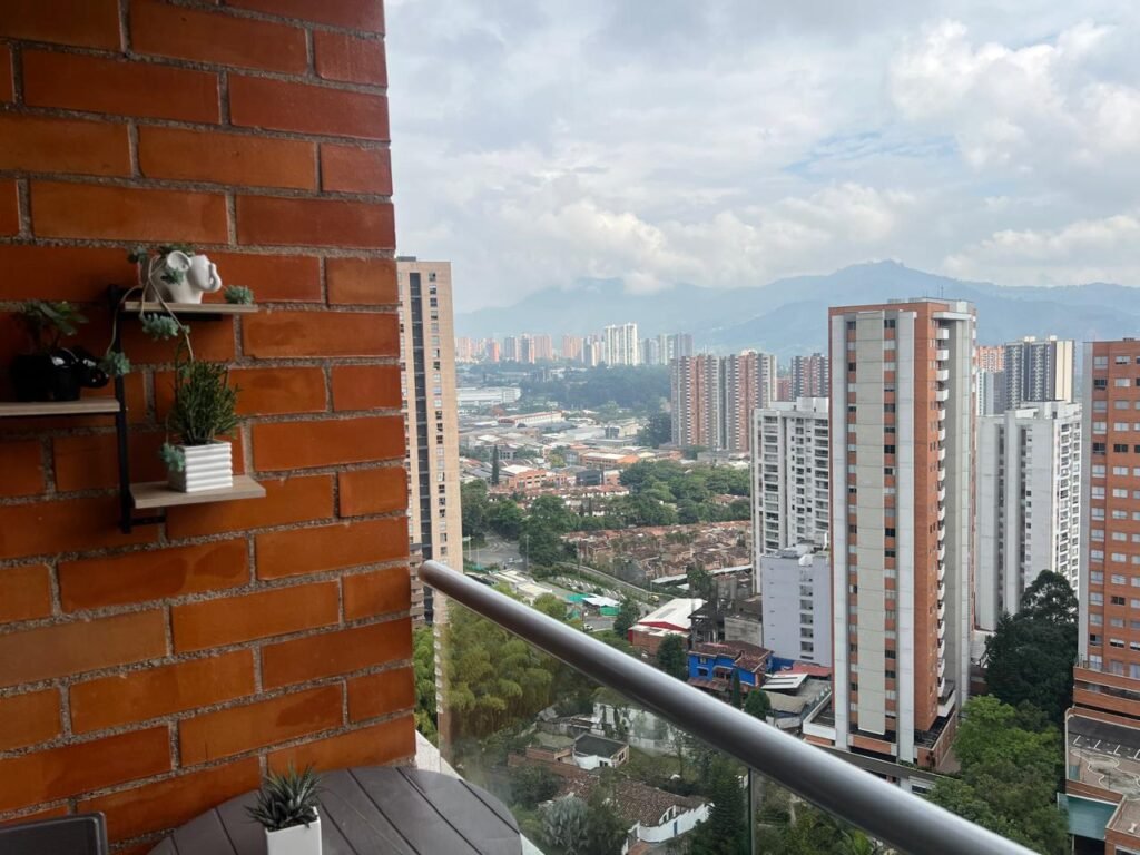 197506620260305030045