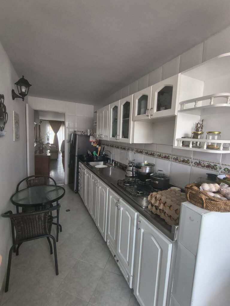 1975061020260410111256