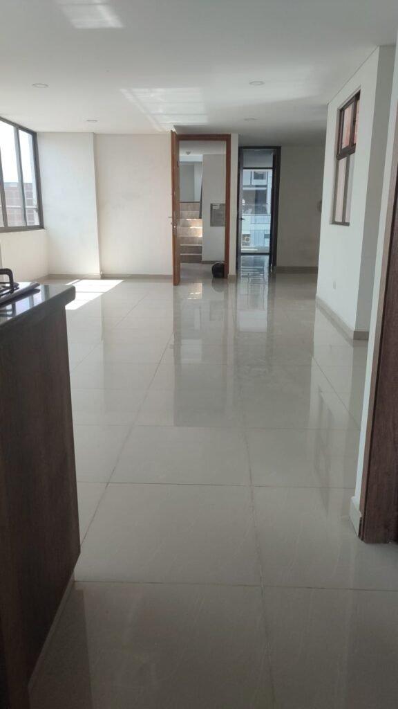 197506220260331102221