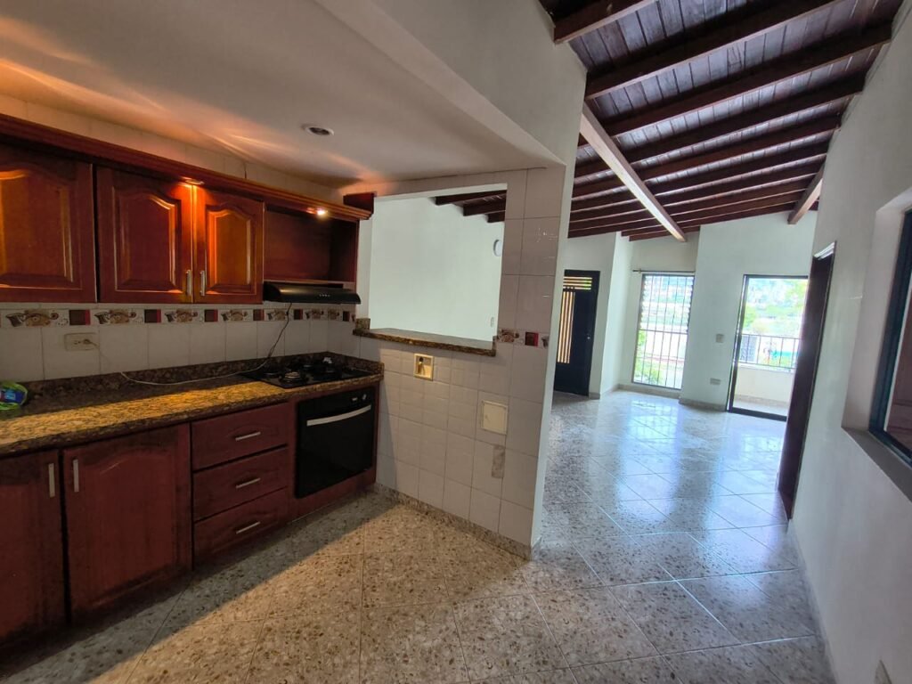 197506420260411101553