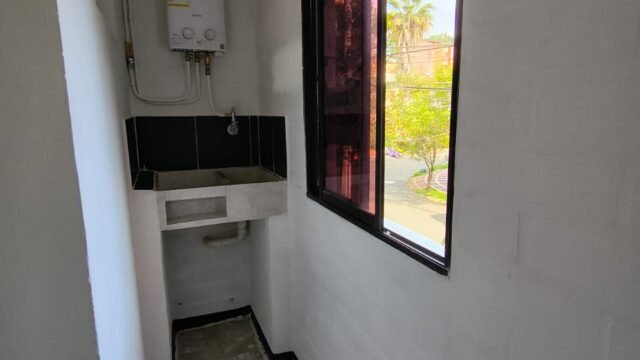 197506720260410105538