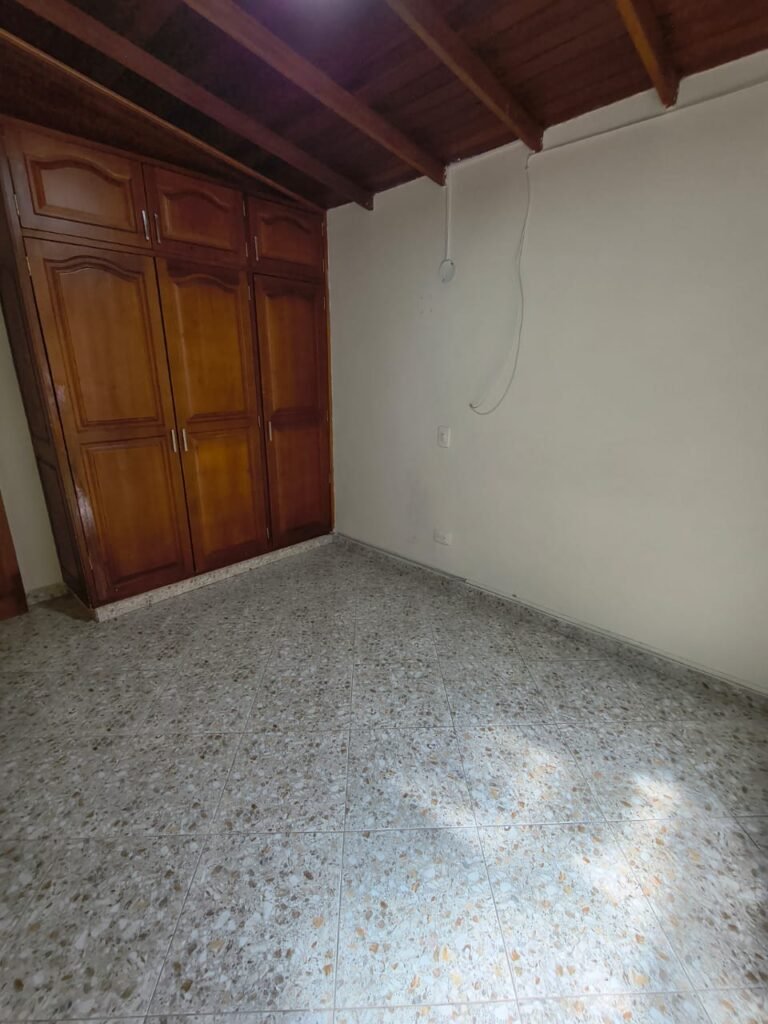 197506820260411101556