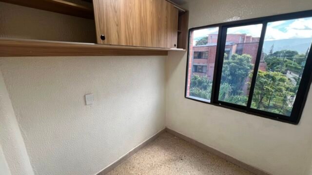 197506120260724112442