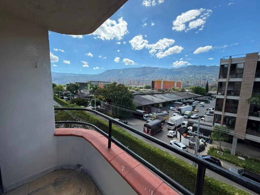 1975061620260811045743