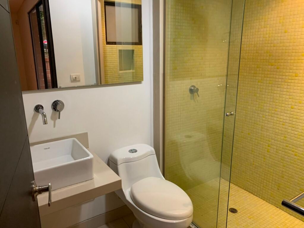 1975061820260814105314