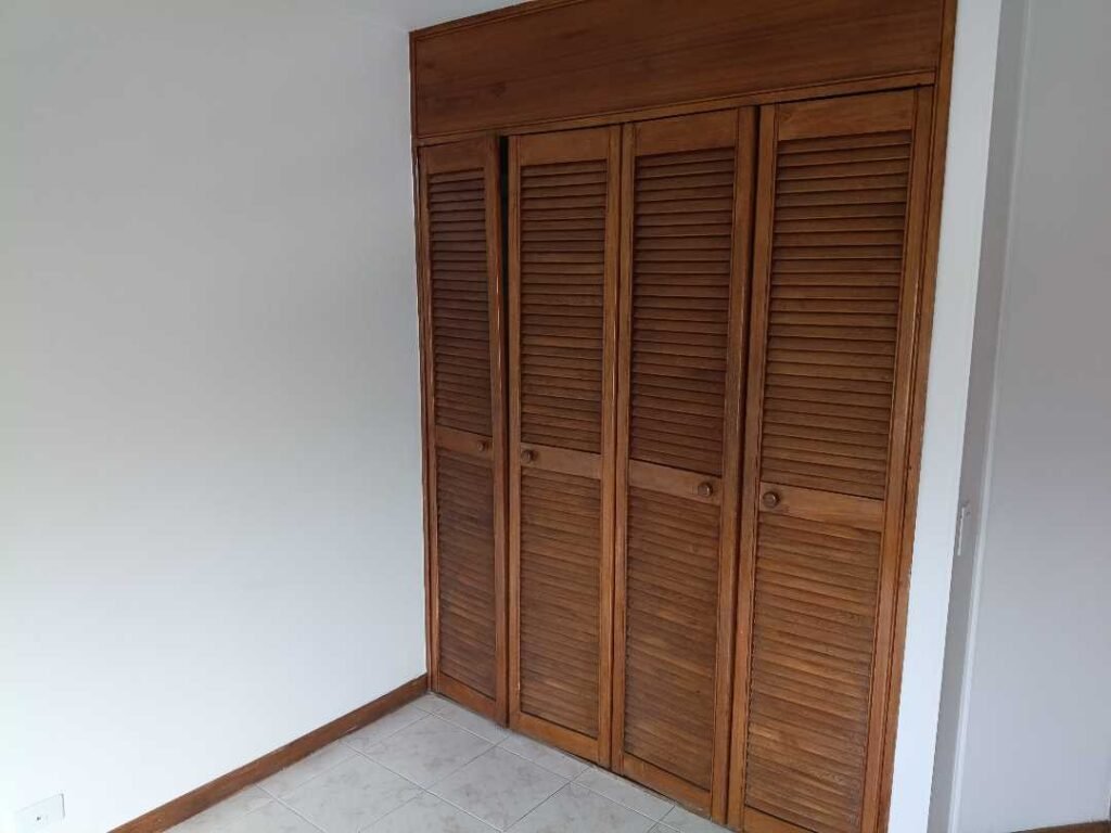 arriendo apartamento en patio 1790004320 0177 3672