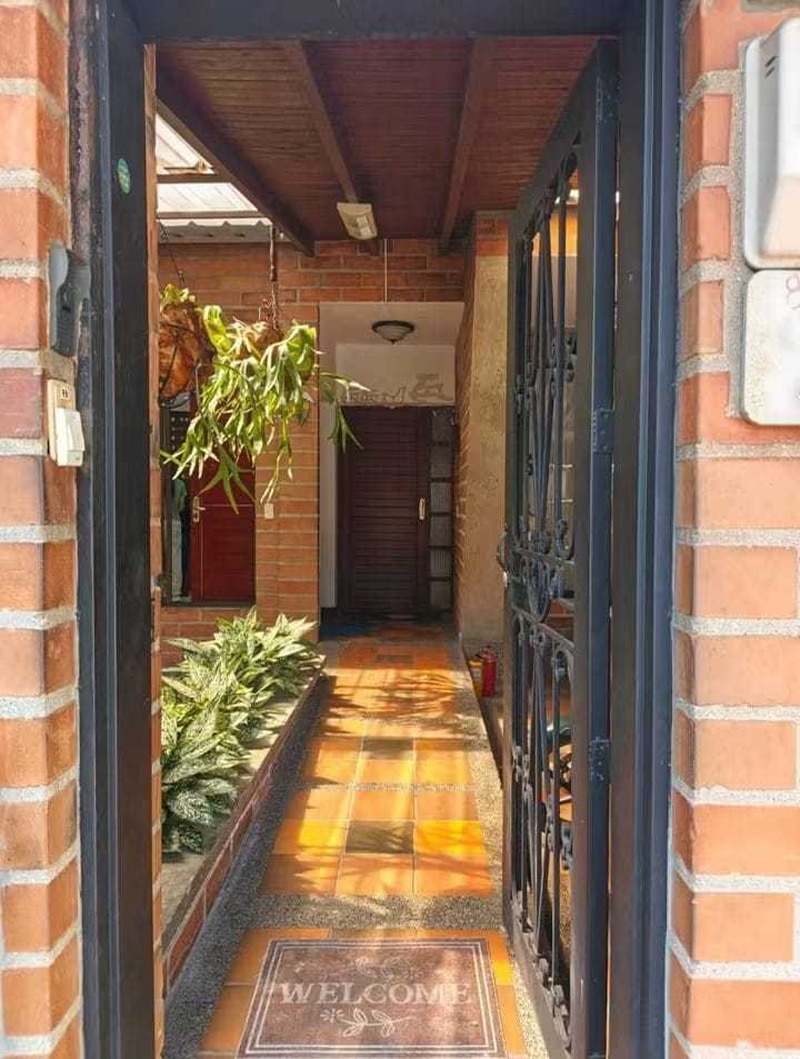 arriendo casa en santa monica 1789392159 7514 2195