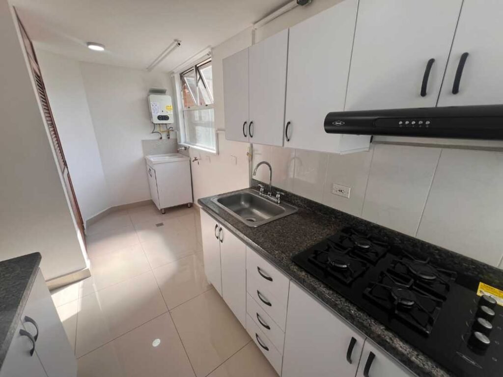 arriendo apartamento en enviga 1792009450 5105 9387