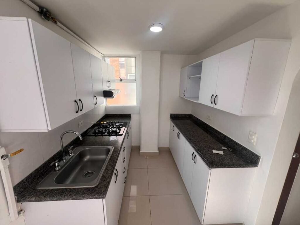 arriendo apartamento en enviga 1792009464 4021 5171