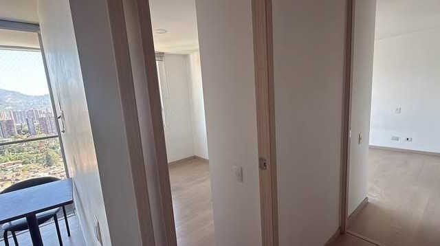 arriendo apartamento en la est 1792590670 0495 8189