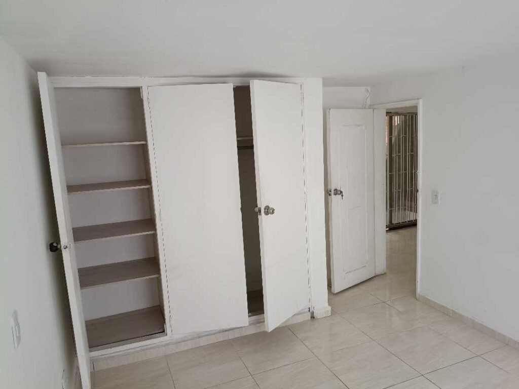 arriendo apartamento tercer pi 1792437898 0323 6205