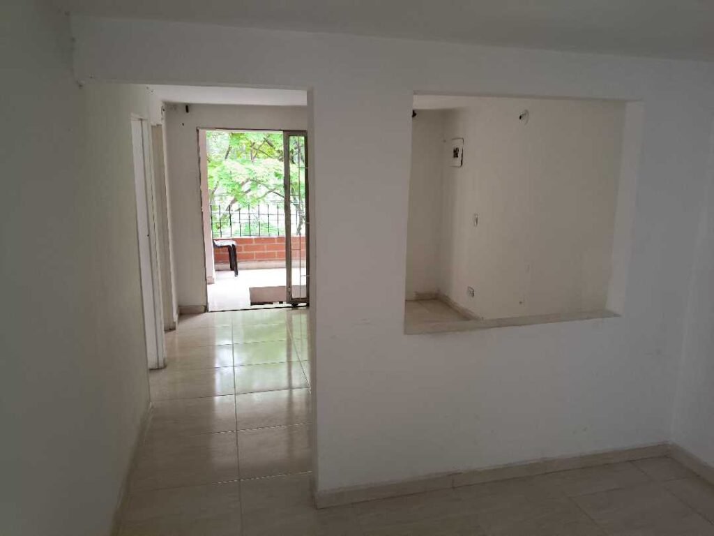 arriendo apartamento tercer pi 1792437934 055 6420