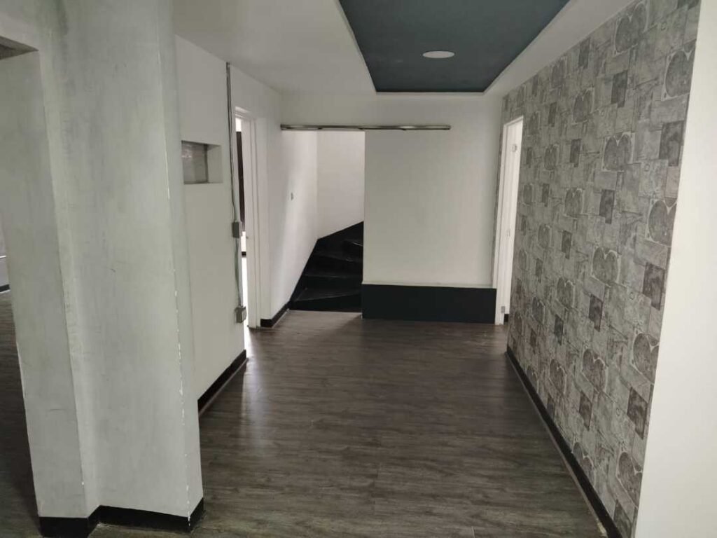 arriendo local en la 80 cerca 1791995073 1271 4244